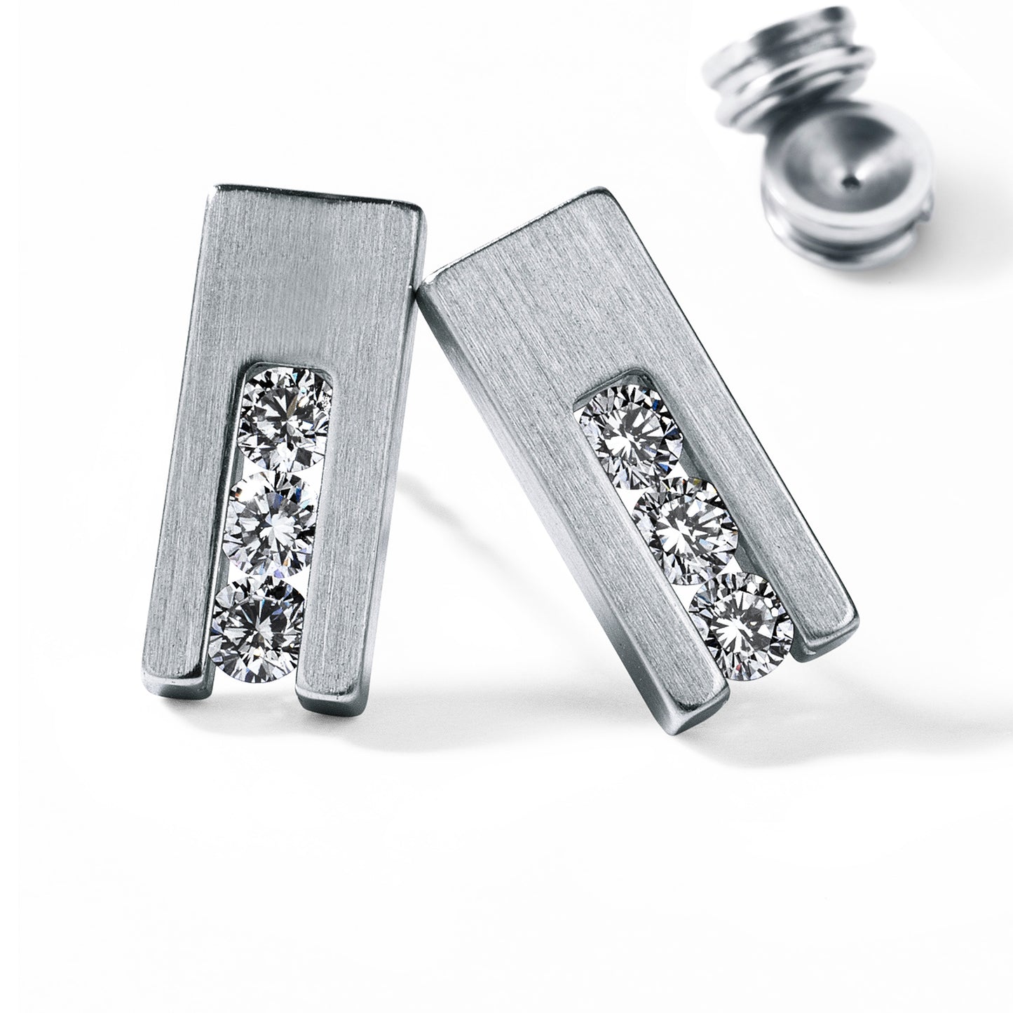 Diamantohrstecker 6 Brillanten TW VS, zusammen 0,36 ct., NEW YORK, Edelstahl 12 x 5 mm