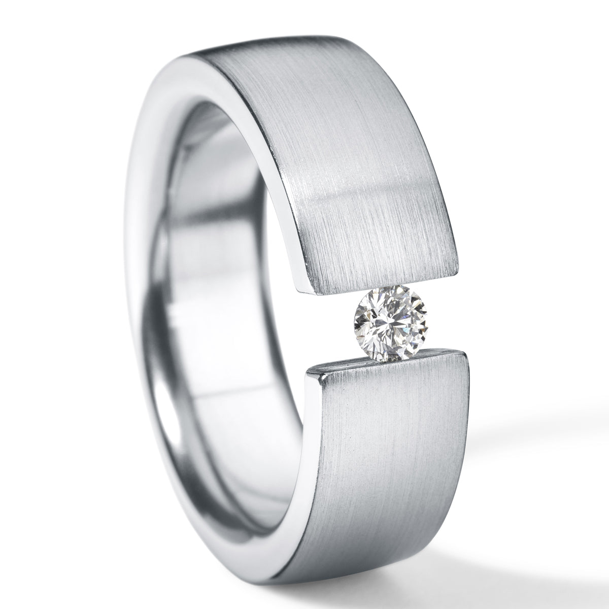 Diamantring mit Brillanten von 0,03 ct. bis 0,50 ct. eingespannt, TW VS, CLASSIC gerade gefasst, Ringbreite 7 mm, Edelstahl