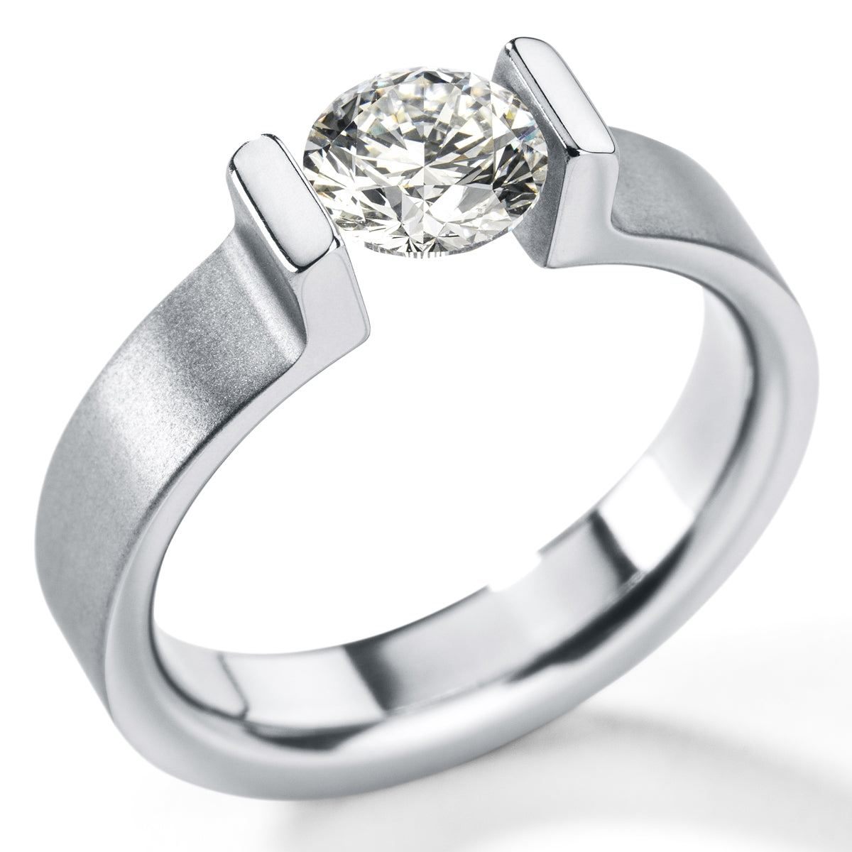 ONE Lab Diamondring mit 1 Carat Brillant, TW VS2, Ringbreite 4,5 mm