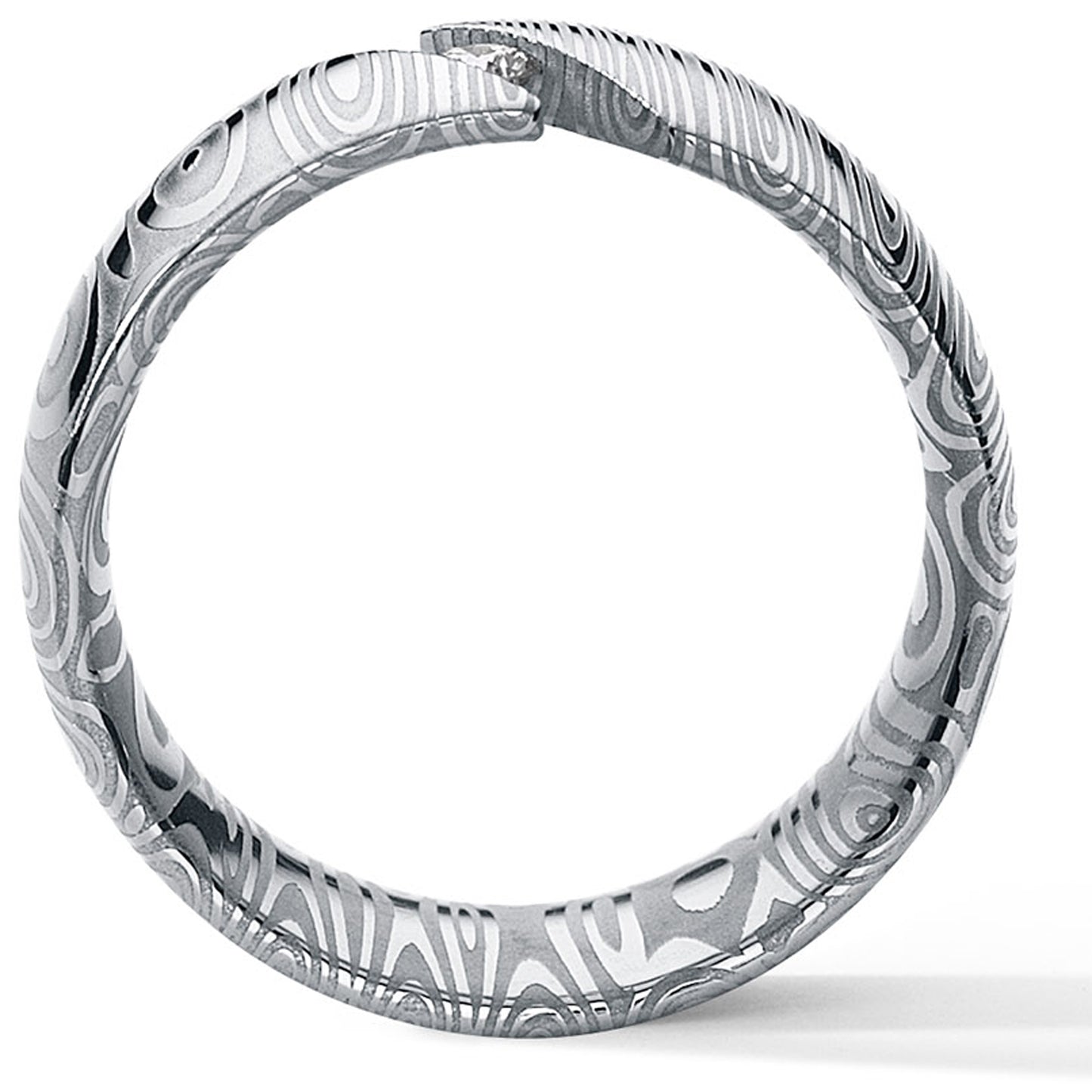 DIAMANTRING mit BRILLANT 0,06 CT. TW VS, Ringbreite 9 MM, GERADE GEFASST, DAMASTSTAHL