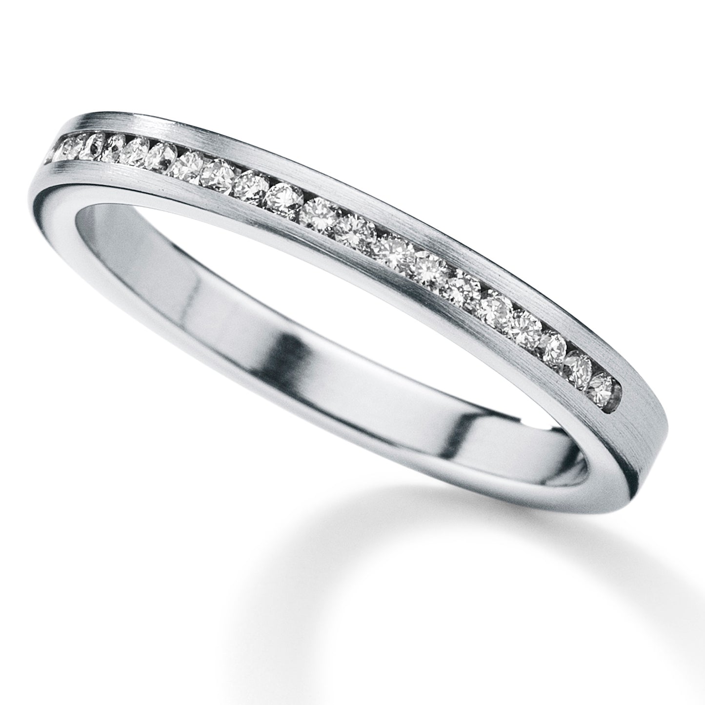 Diamantring mit 20 Brillanten á 0,008 ct. (total 0,16 ct) TW VS, VENICE, Ringbreite 2.5 mm, Edelstahl, Diamantreihe in Kanalfassung