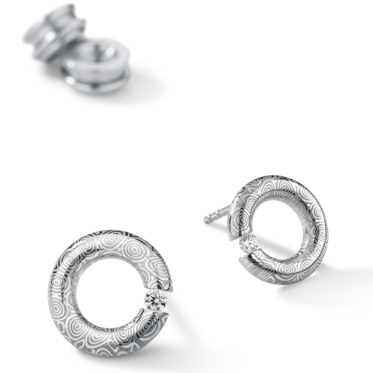 Diamantohrstecker mit Brillanten á 0,03 ct. TW VS, RING R10 Edelstahl