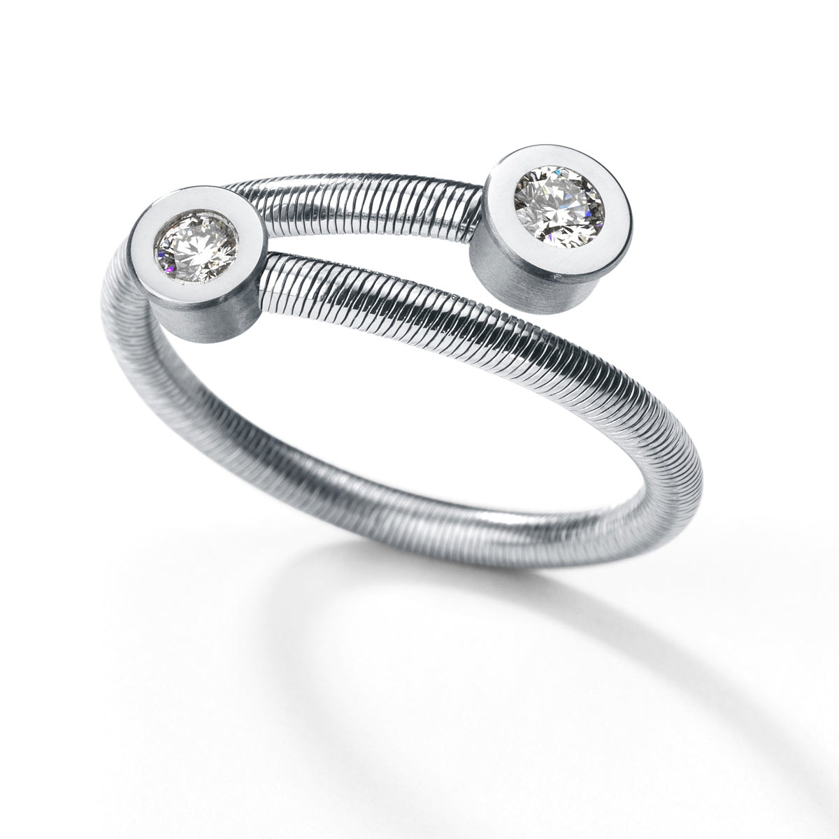 Diamantring mit Brillant ab 0,03 ct., TWISTER elastischer Ring, Brillant einseitig oder doppelseitig, Edelstahl