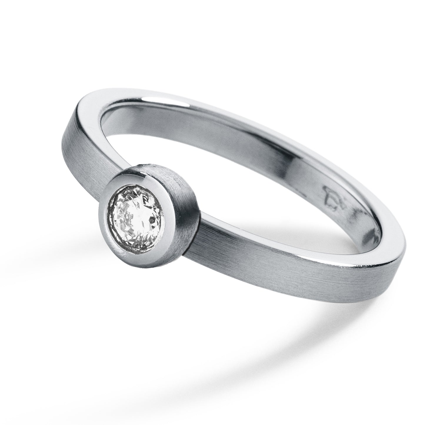 Farbsteinring mit Farbedelstein 2,5 mm, Brillantschliff, RUND, Ringbreite 2.5 mm Edelstahl