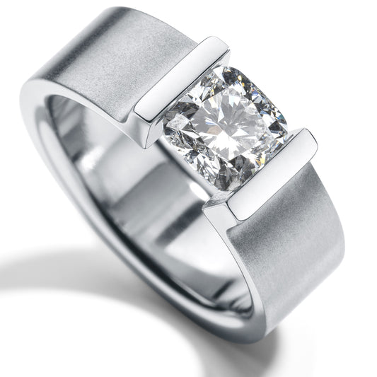 Cushion Lab Diamondring mit 1,5 Carat, TW VS2, Ringbreite 7 mm (Kopie)