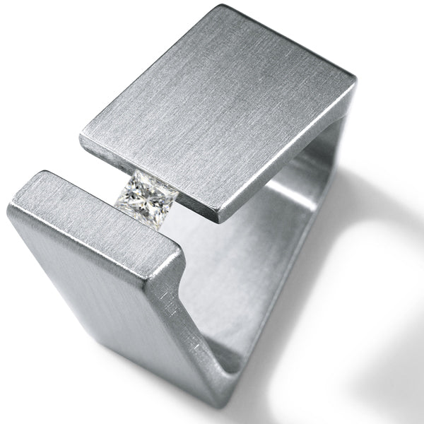 Diamantring mit Brillant 0,06 bis 0,25 ct. TW VS, RHOMBOID Ringschiene 11 mm breit, Edelstahl