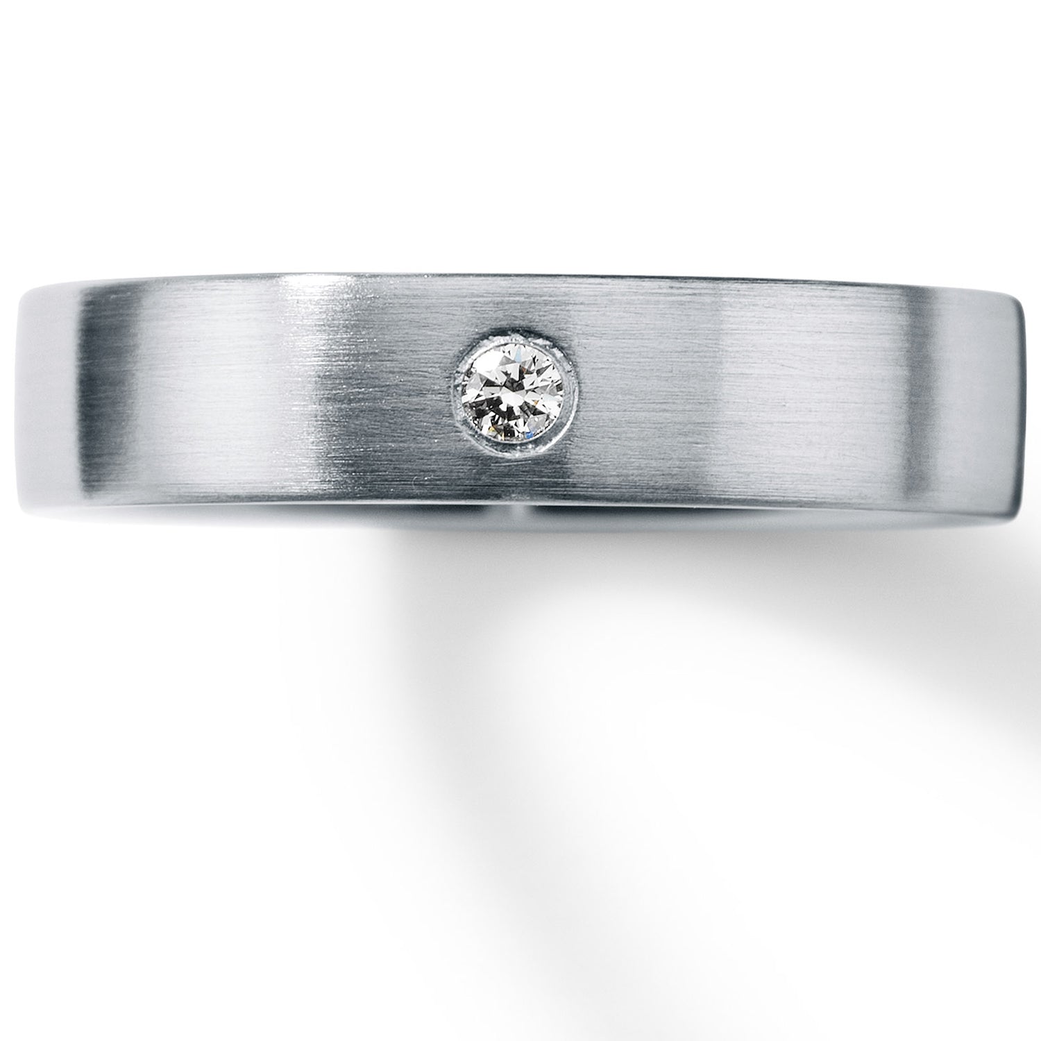 Diamantring mit Brillant 0,03 TW VS, Ringbreite 4,5 mm